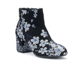 Women's Ankle Boots So Web Floral size 7.5 NEW